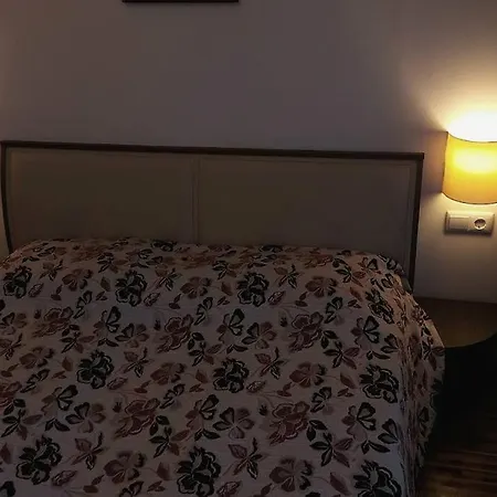 Studio In Luxury Complex Διαμέρισμα